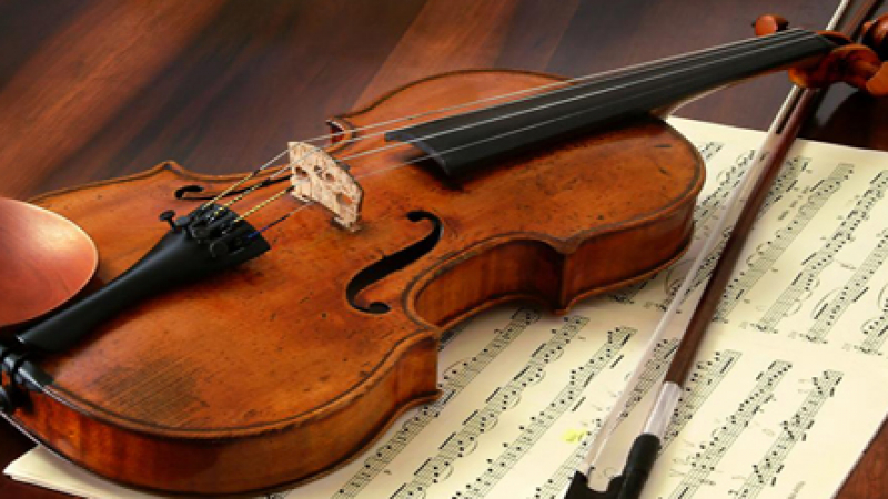 Антимафиоти предотвратиха сделка с цигулка Страдивариус за 300 000 евро