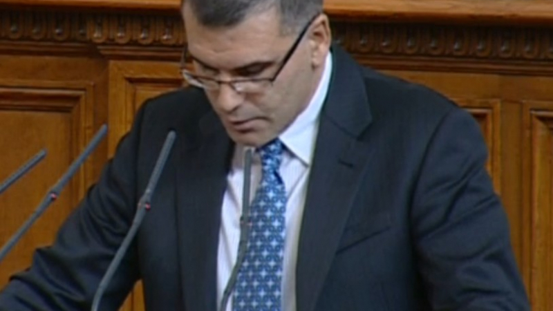 Дянков в парламента: Всички фалити в новата история на България стават при управление на БСП