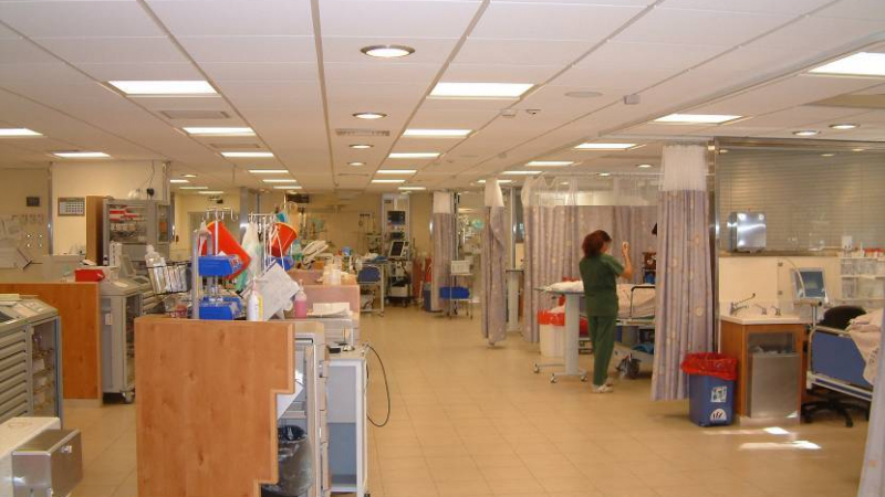 Българи ще специализират в болница “Шеба”, където лекуваха ранените при атентата в Сарафово 