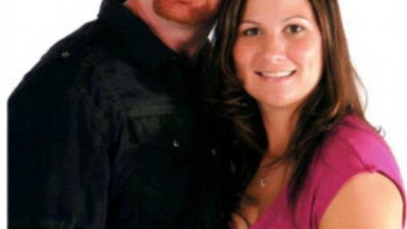 Бивш военен уби бременната си съпруга заради развод и пари