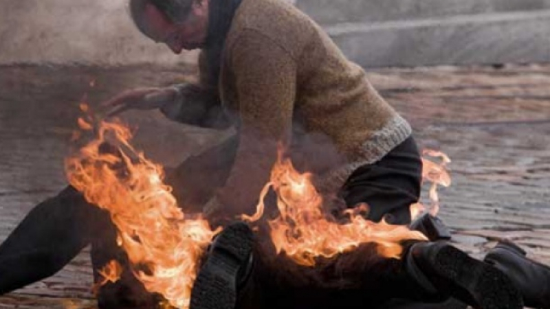Мъжът от Ситово сам се е полял с бензин и се е запалил