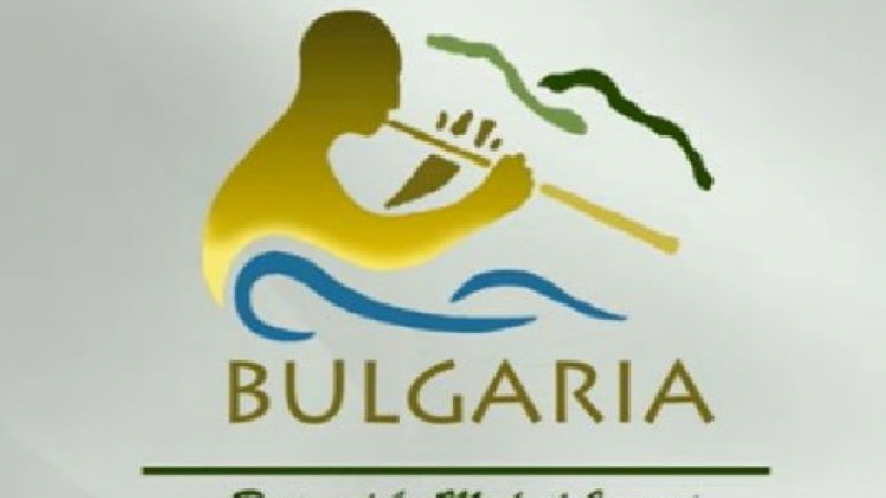 Автор подарява на България скандално лого