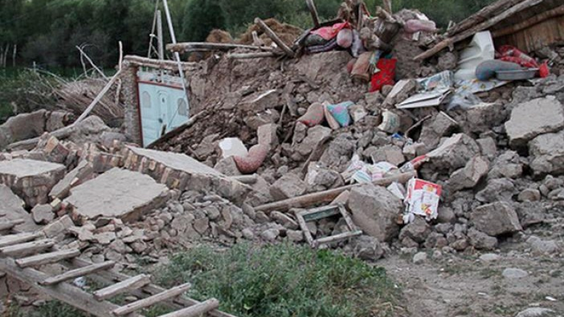 Още трусове след силното земетресение в Иран
