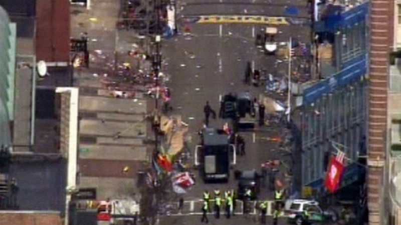 САЩ изпаднаха в паника след взривовете в Бостън 