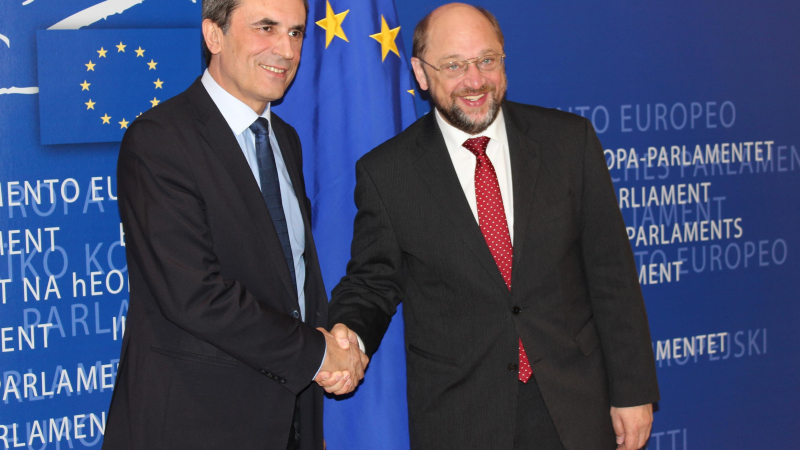 Мартин Шулц: Срещите на Орешарски в Брюксел са силен знак на България към Европа
