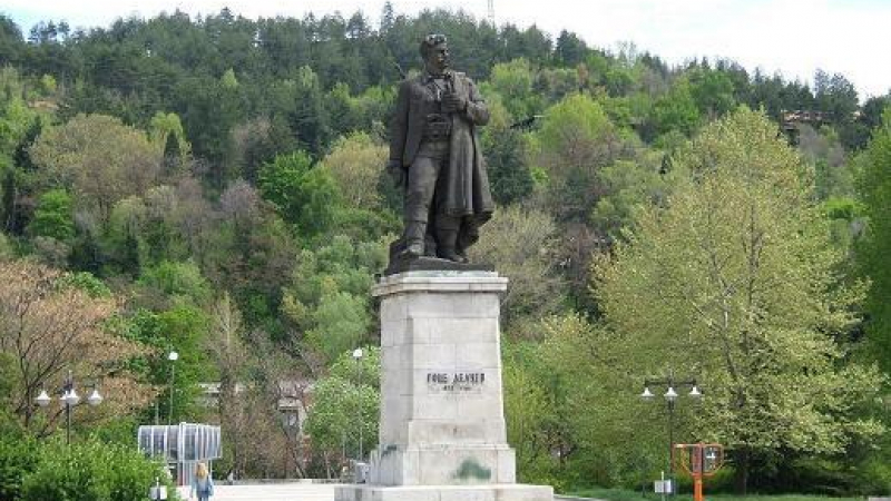  Благоевградчани почетоха 110 години от гибелта на Гоце Делчев 