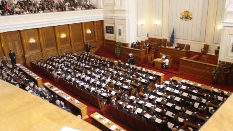 Столичният печат: България избра ялов парламент