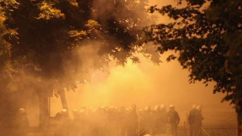 Полицията отново разплака демонстрантите в центъра на Анкара
