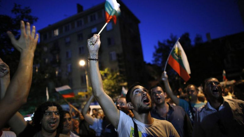 Ройтерс: Протестите в България продължават четвърти ден