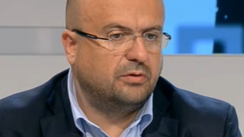 Камен Костадинов: Борисов беше един от СИК, но стана и главен секретар на МВР, и премиер