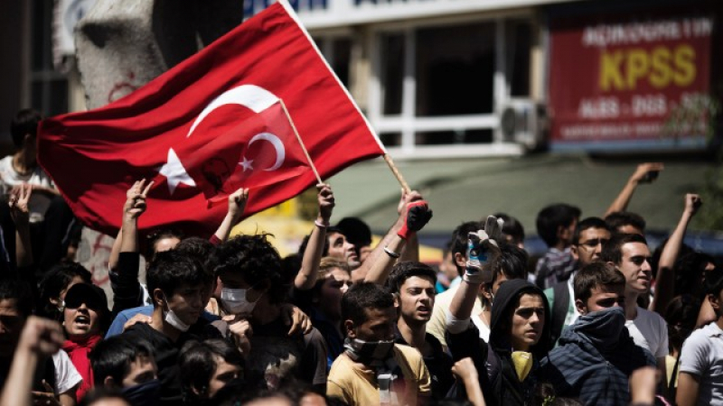 Турците се обявиха в подкрепа на протестите в България