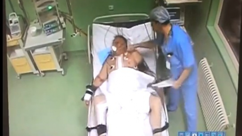 Лекар преби до смърт пациент след операция на сърцето (ВИДЕО 18+)