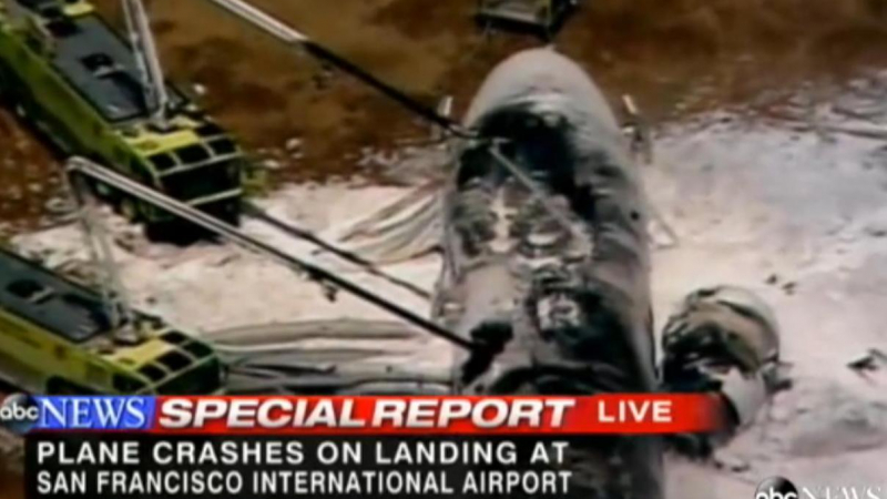 Десет от самолета в Сан Франциско са в критично състояние