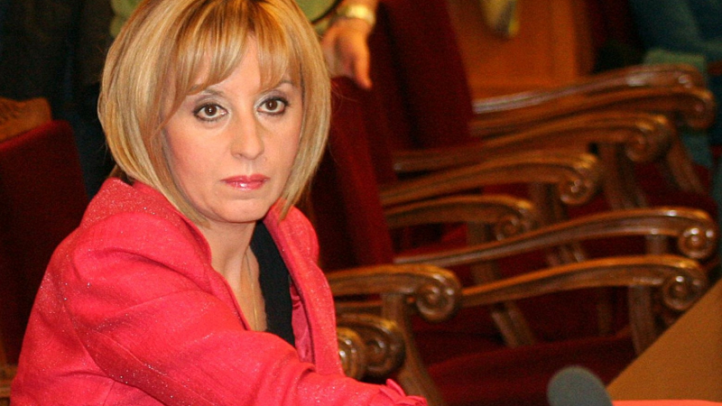 Мая Манолова: Колосално е притеснението, че партии ще поискат гласуване с 2 бюлетини при преференциален вот