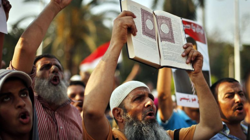 Ислямистите в Египет получават министерски кресла в новото правителство