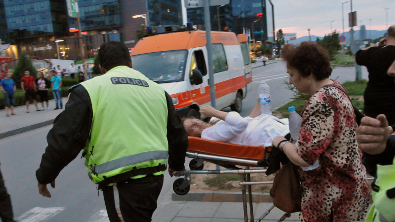 Почина жената, сгазена от пияния таксиджия на „Цариградско шосе“