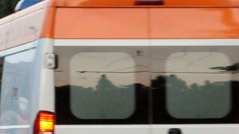 Челен сблъсък между автобуси окървави Кресненското дефиле