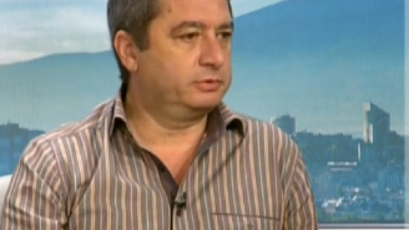 Емануил Йорданов: Очаквам Борисов да се раздели и с Цветанов
