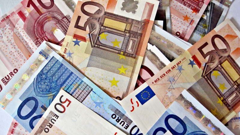 Латвия прие еврото, да се готвят Румъния и България