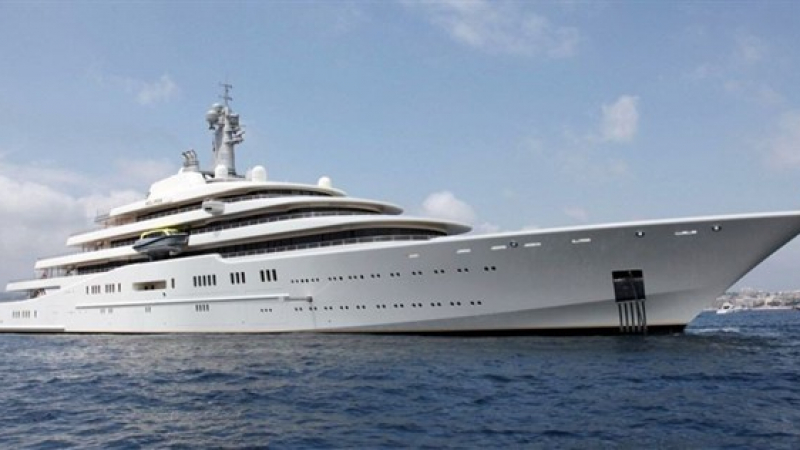 Президентът на ОАЕ e купил най-голямата яхта в света (СНИМКИ)