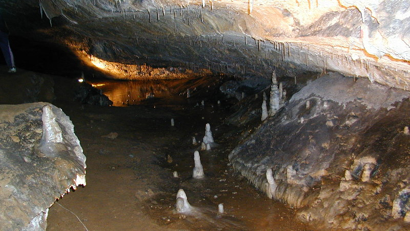 Сватби на хладно в Ягодинската пещера