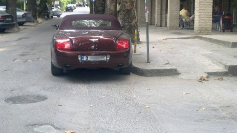Под Ростовом женщина разбила суперлюксовый Bentley
