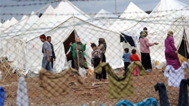 Отваряме допълнителни центрове заради бежанската вълна от Сирия