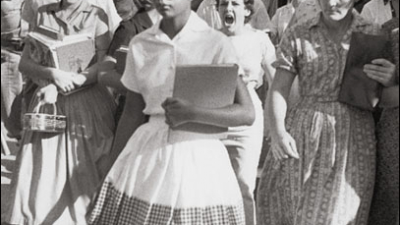 24.9.1957 г.: В Литъл Рок армията разгонва тълпа американски расисти