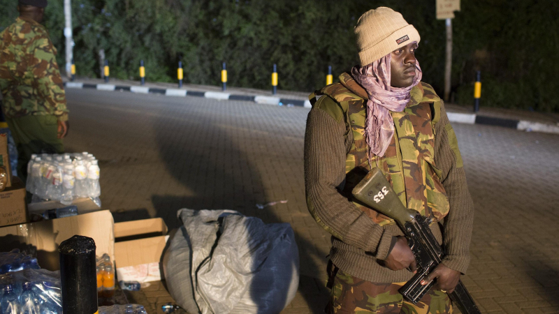 Терористите в Найроби: Държим живи заложници в мола