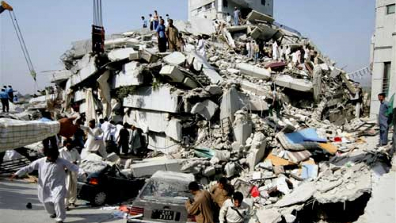 348 са вече жертвите от земетресението в Пакистан