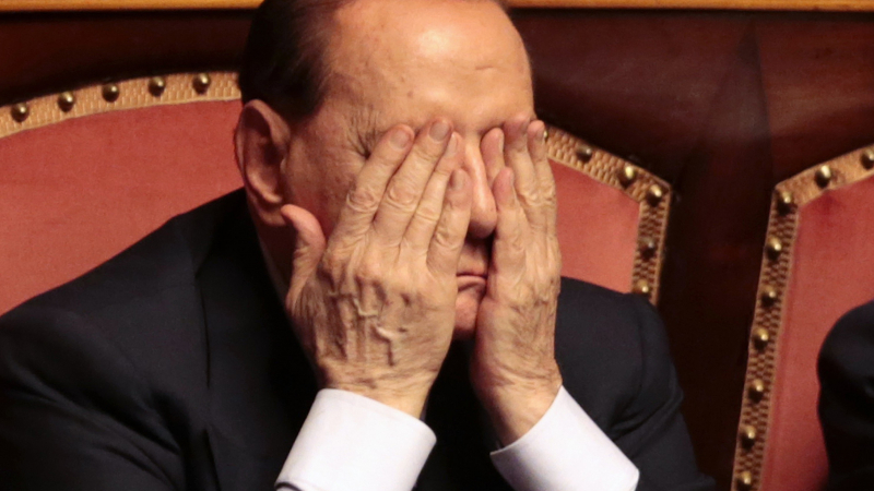Извънредна новина за приетия по спешност в болница Силвио Берлускони 