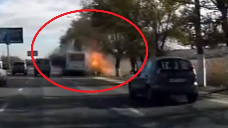 ВИДЕО: Вижте как жената-камикадзе взривява автобуса във Волгоград!