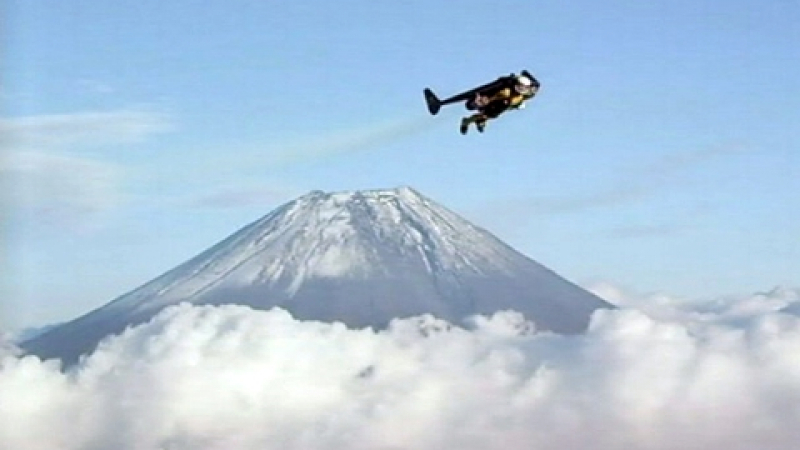 „Реактивният човек” прелетя над Фуджи (ВИДЕО)