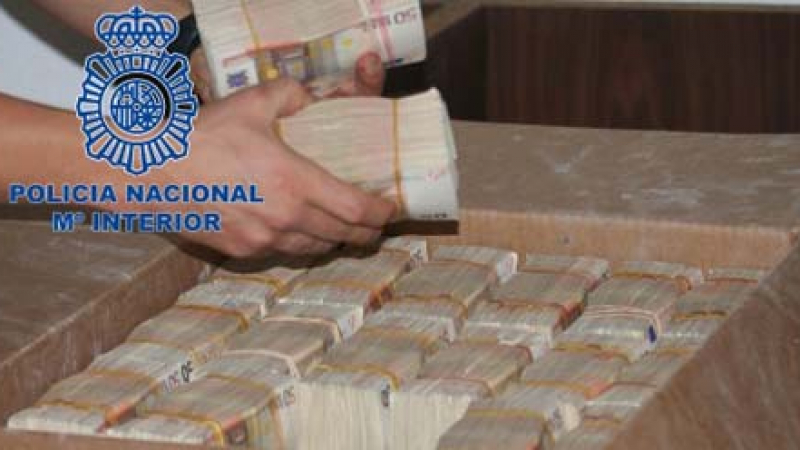 Испанската полиция конфискува 10 милиона евро от наркомафията
