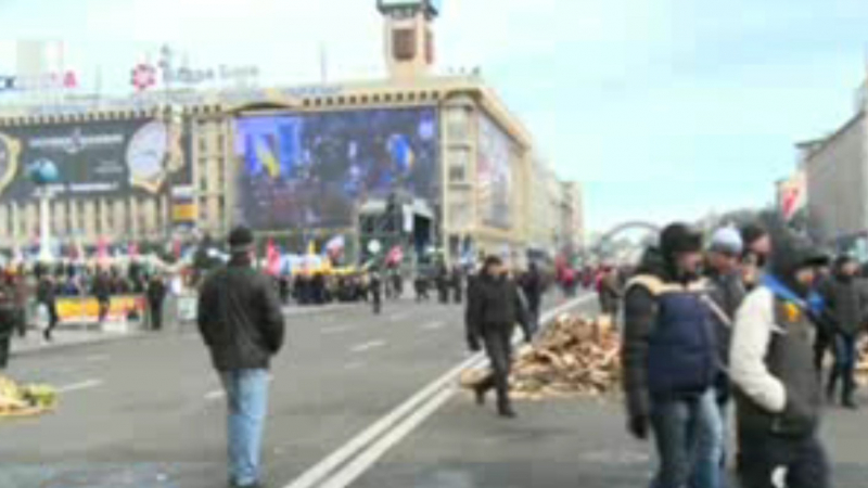 Студенти блокираха министерството на образованието в Киев