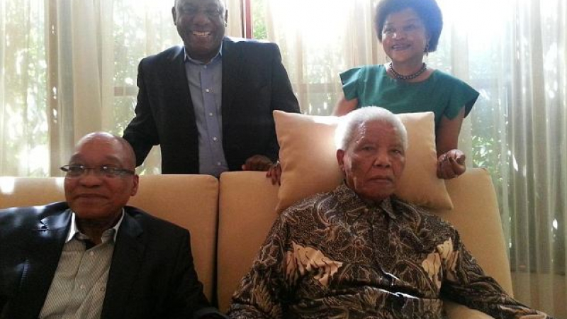 Вижте последната снимка на Нелсън Мандела приживе 