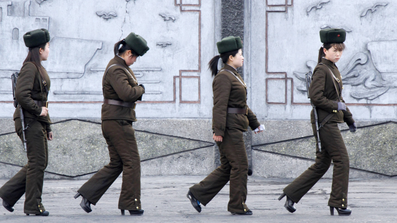 Това ще ви шокира: НИКОГА не правете тези неща в Северна Корея! 