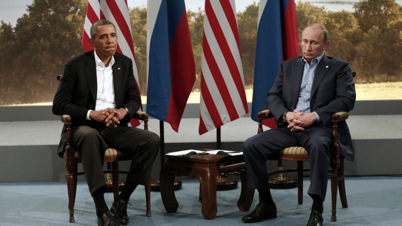 Путин и Обама размениха няколко думи "на крак"