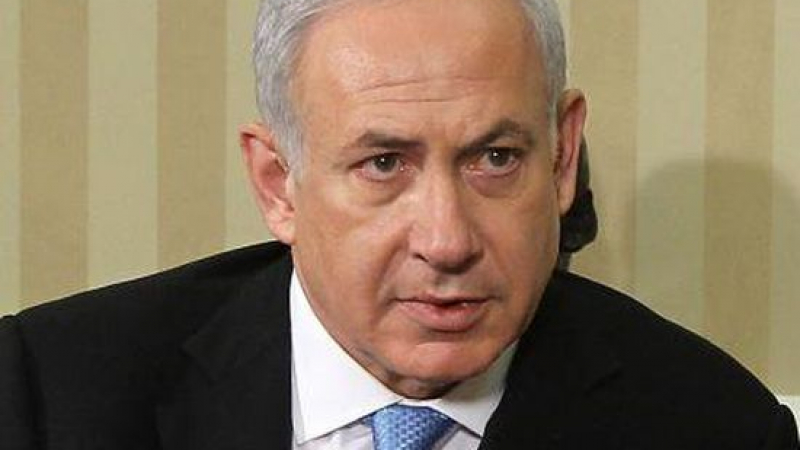 В телевизионно обръщение Нетаняху съобщи, че ще ръководи и отбраната на Израел
