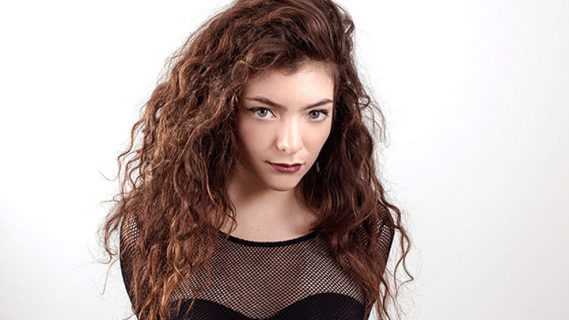 Lorde вече е позитивна към секса и голото 