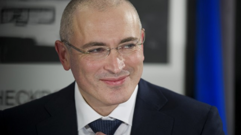 Ходорковски стигна до Швейцария