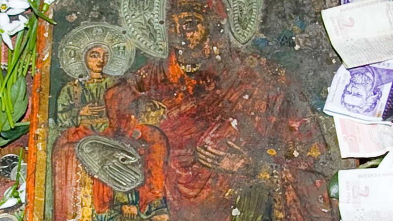 Стотици българи се стичат в Лопушанския манастир за чудотворна икона (СНИМКИ)