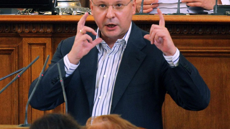 Станишев: В парламента не сме на ловна пусия