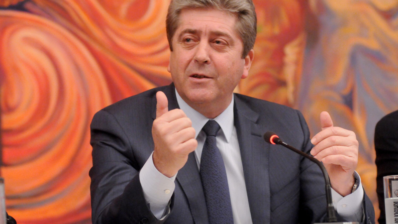 Първанов отива на избори с тройна коалиция