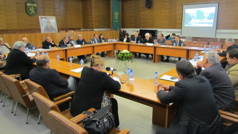 На кръгла маса в Карлово: Депутати и учени искат нов закон  за вероизповеданията