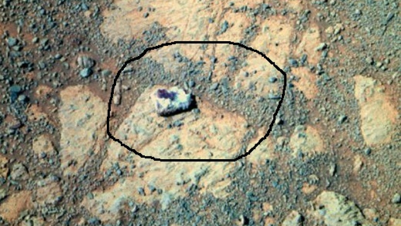 НАСА разгада тайната на блуждаещия марсиански камък 