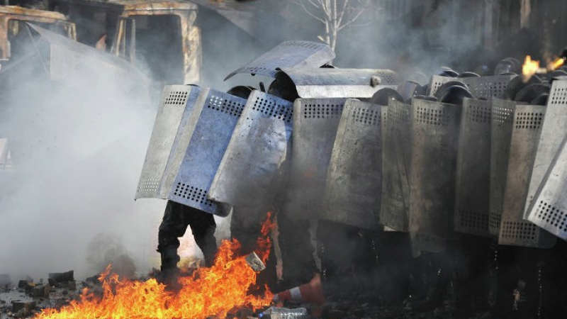 Десет трупа вече в моргата на Киев, единият е обезглавен (НА ЖИВО)