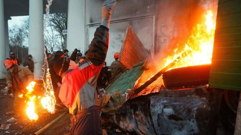 Руски националисти събирали опит от бунтовете в Киев   