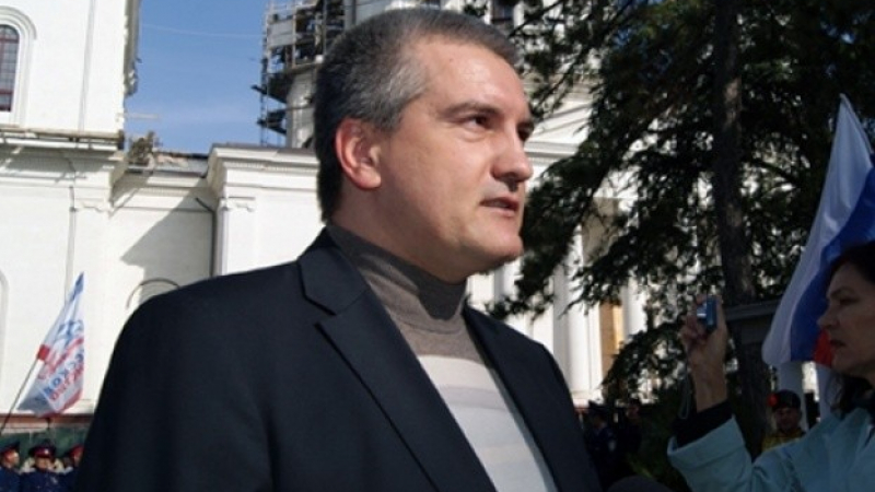 Премиерът на Крим заплаши &quot;дивите петли&quot; с арести