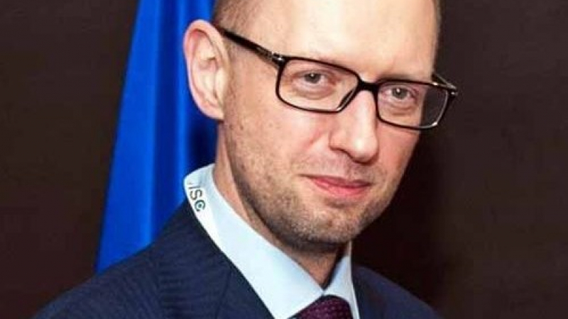 Арсений Яценюк не изключва военния вариант в Украйна 